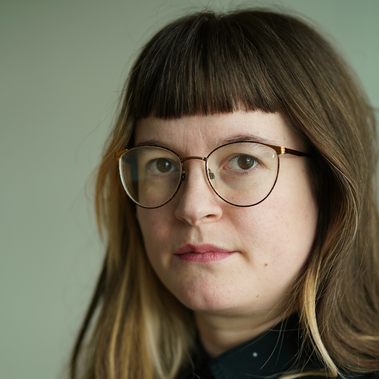 Headshot of Eleanor Sikorski